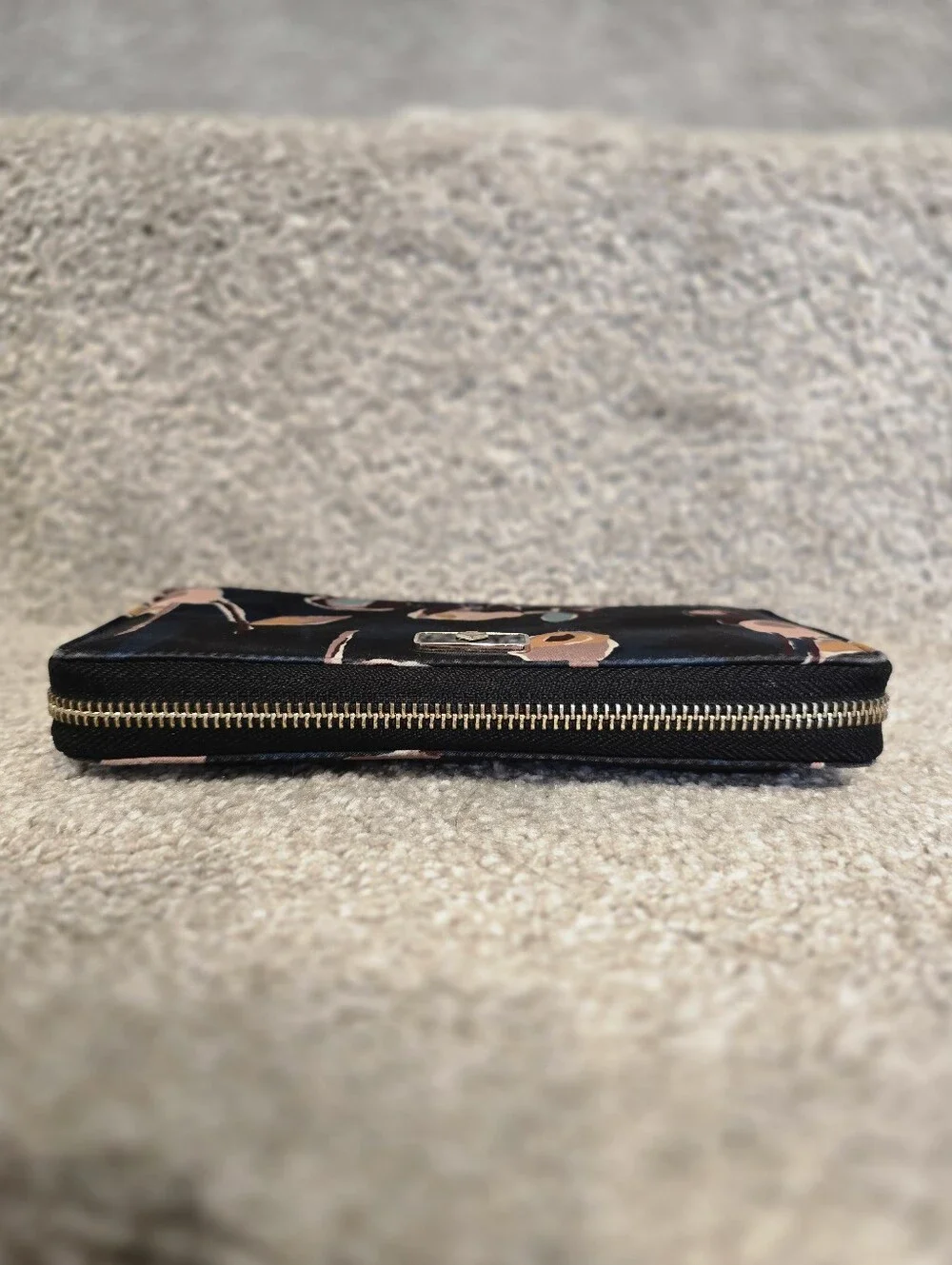 Kate Spade Floral Zip-Around Wallet in Navy and Blush - Picture 4 of 6
